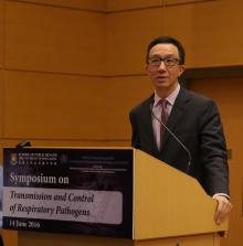 Professor Gabriel Leung, Dean of Li Ka Shing Faculty of Medicine of HKU and Co-Director of WHO Collaborating Centre for Infectious Disease Epidemiology and Control pointed out that the Memorandum of Understanding will further strengthen the scientific partnership and academic exchange between the two institutions, and scholars can contribute to the advancement of infectious disease research.